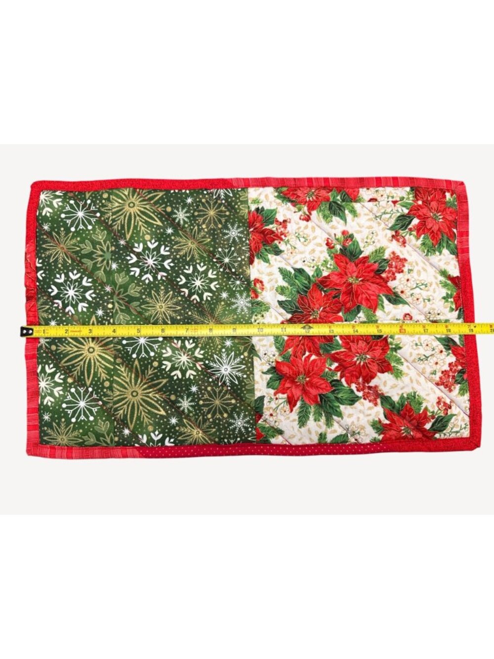 Quilted Christmas Table Mats Set Of 4 Snowflake & Poinsettia 19” x12" Red Green - Picture 3 of 5